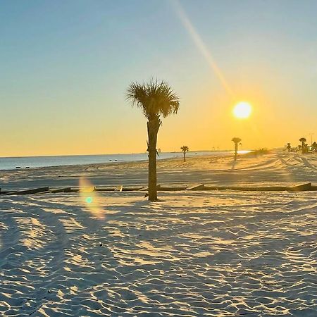 Feels Like Home Escape, 1/2 Mile To Beach غولفبورت المظهر الخارجي الصورة
